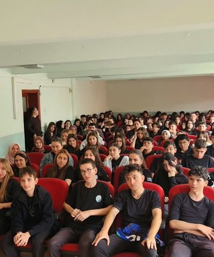 Emniyetten Gençlere Siber Kalkan