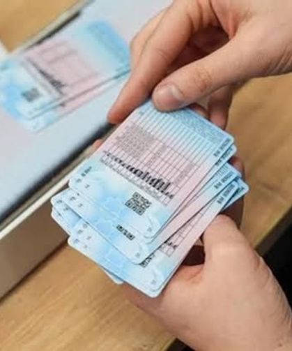 Ehliyette yaş sınırı değişiyor mu?