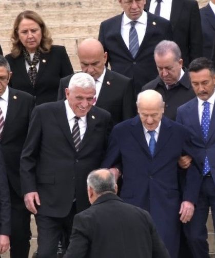 Bu görüntü İYİ Parti'de tartışmaya neden oldu