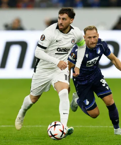 Beşiktaş'ın Afyonlu futbolcusu sakatlandı
