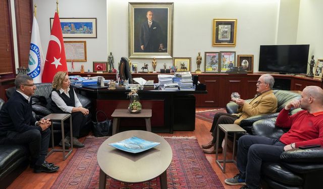 Eskişehir Büyükşehir Belediye Başkanı Yılmaz Büyükerşen, Basın Konseyi'ni ağırladı