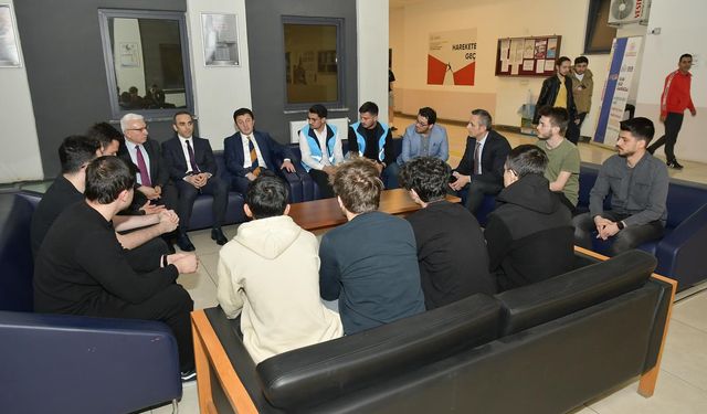 Gençlik ve Spor Bakanlığı, Eskişehir'deki Gençlerle İftar Buluşmasında Bir Araya Geldi