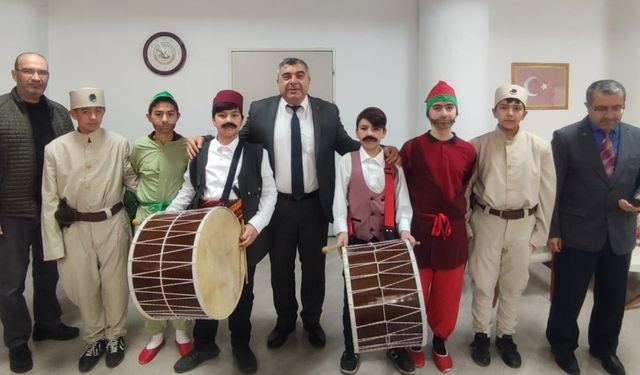 Ramazan Şenlik Ekibi, İl Milli Eğitim Müdürü Miraç Sünnetci'yi ziyaret etti
