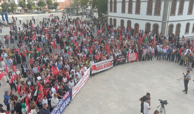 Afyon’da “Direnişin Simgesi Gazze” Yürüyüşü