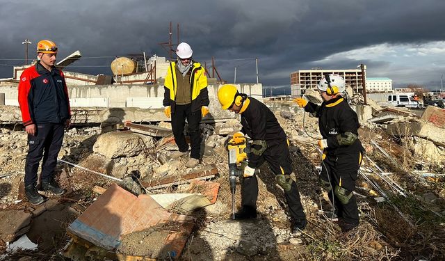 Afyonkarahisar ANDA AFSÜ, eğitimlerine devam ediyor