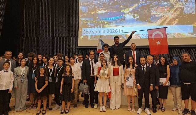 Uluslararası Klavye şampiyonasında Afyonlu öğrenci derece aldı