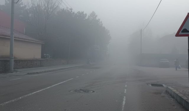 Afyonkarahisar’da sisli hava etkili oluyor