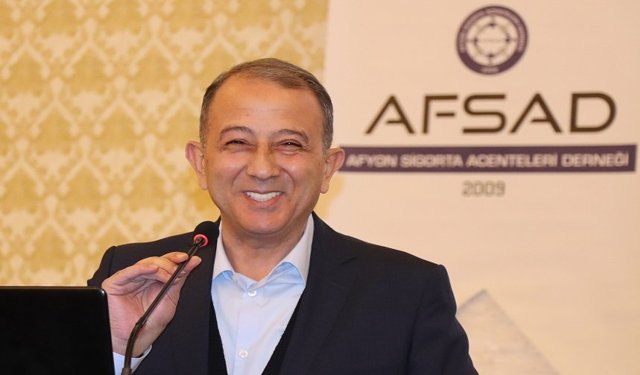 Bankadan kredi çekenlere AFSAD'dan zorunlu sigorta uyarısı