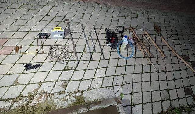Afyon'da defineci operasyonu: 5 gözaltı!..