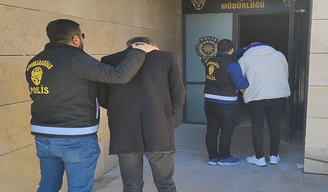 Afyon'da kuyumculara sahte altın satan iki kişi yakalandı