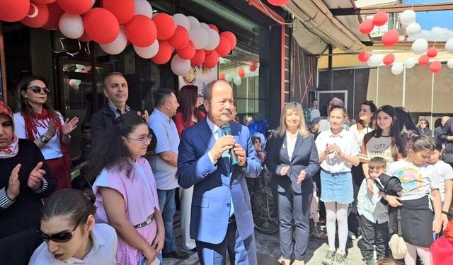MHP'den 23 Nisan etkinliği