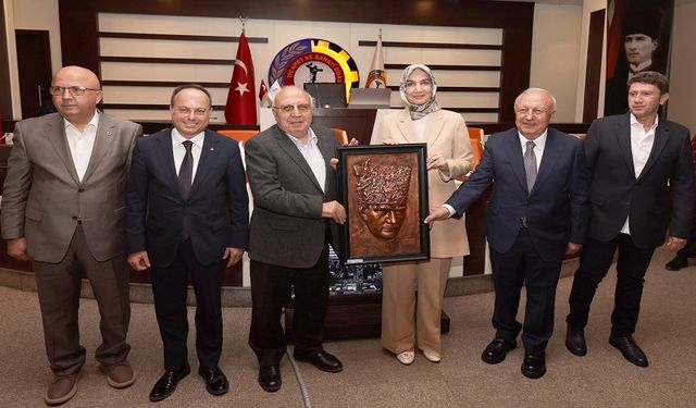 Afyon Eğitim Vakfı genel kurulu toplandı