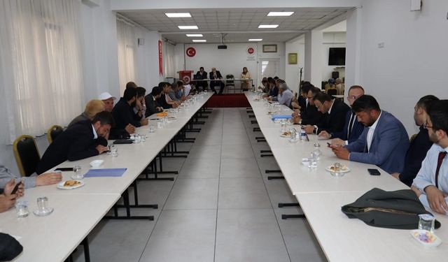 Gençlik koordinatörleri ve manevi danışmanlar toplandı