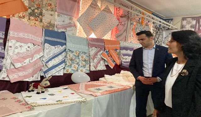 Sultandağı Halk Eğitim Merkezinde yıl sonu sergisi
