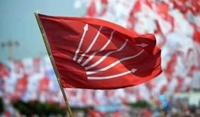 CHP'de Özgür Özel'in listesi firesiz geçti