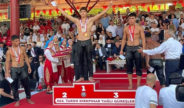 Afyonlu genç güreşçiden Kırkpınar'da büyük başarı!..