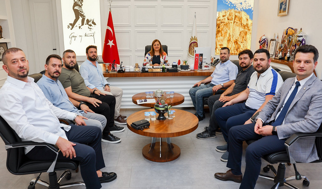 Başkan Burcu Köksal, ATSO Meclis üyeleri ile görüştü