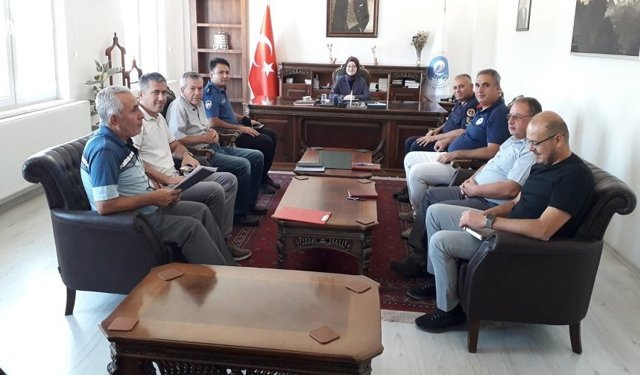 Kaymakam Aykaç, vatandaşın sorunlarını makamında dinledi