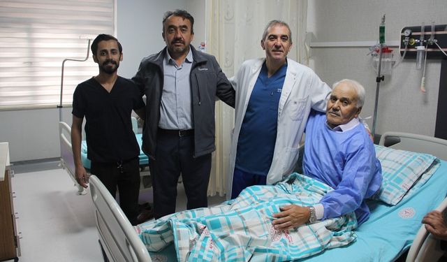 Afyon Devlet Hastanesi’nde başarılı bir operasyon daha