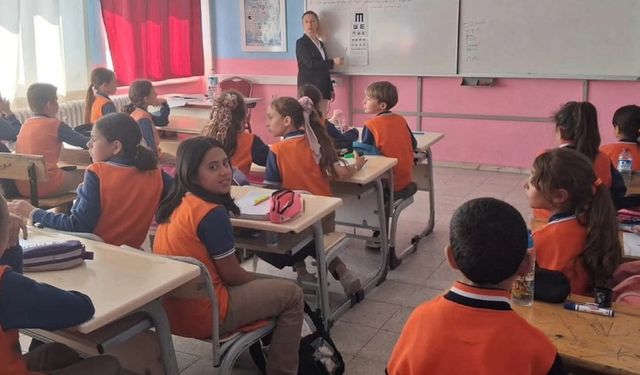 Şuhut’ta öğrencilere göz taraması yapıldı