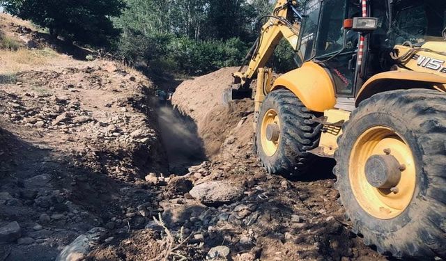 İmece ile yenilenen çeşme hizmete açıldı