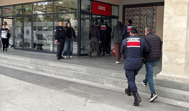 Telefon dolandırıcılığı operasyonunda 4 kişi tutuklandı