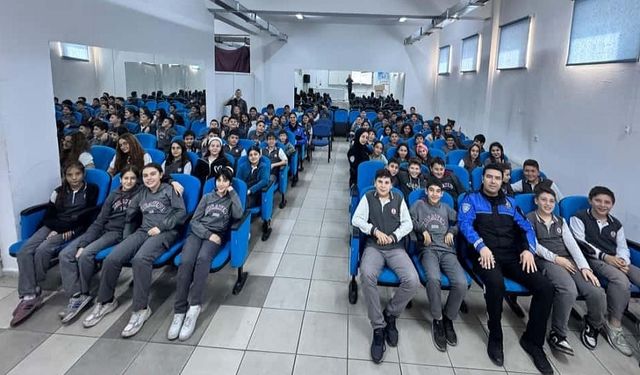 Polis'ten öğrencilere güvenlik eğitimi