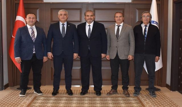 Yeni Sendika, Rektör Arslan'ı ziyaret etti