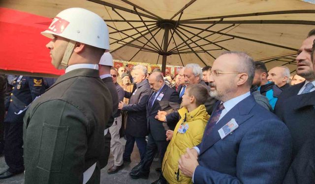 Şehit Emre Sayın, son yolculuğuna uğurlandı