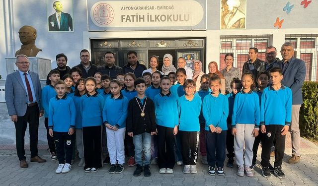 Emirdağ'da ilkokul öğrencisi matematik olimpiyat şampiyonu oldu