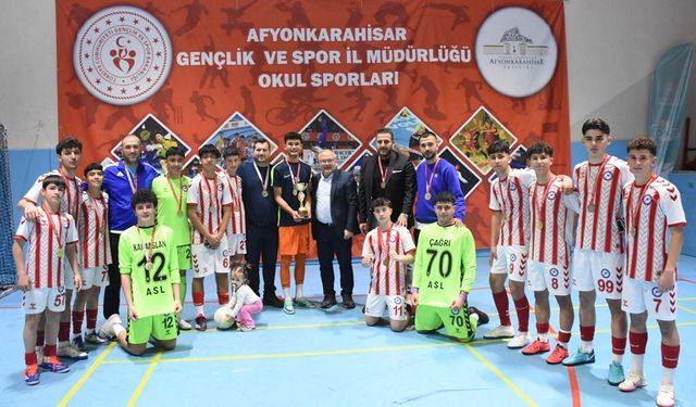 Okul Sporları Futsal Şampiyonası sona erdi