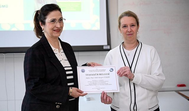 AKÜ Geleneksel Türk Sanatları Bölümünde “Kariyer Söyleşisi”