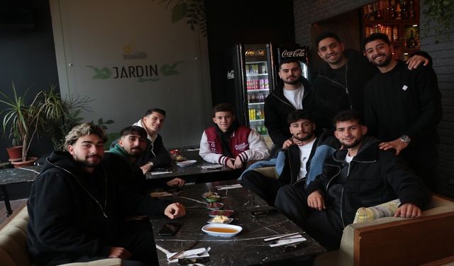 Afyonsporlu oyunculara sürpriz