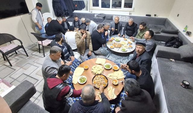 Afyon'da Arabaşı ve tel helvalı Yörük Gecesi!..