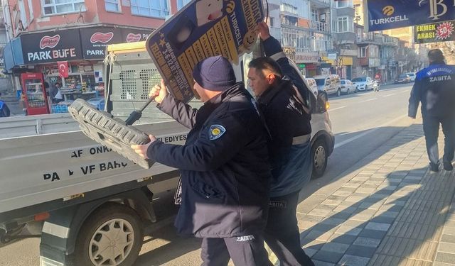 Afyon'da Zabıta'nın kaldırım işgali denetimleri