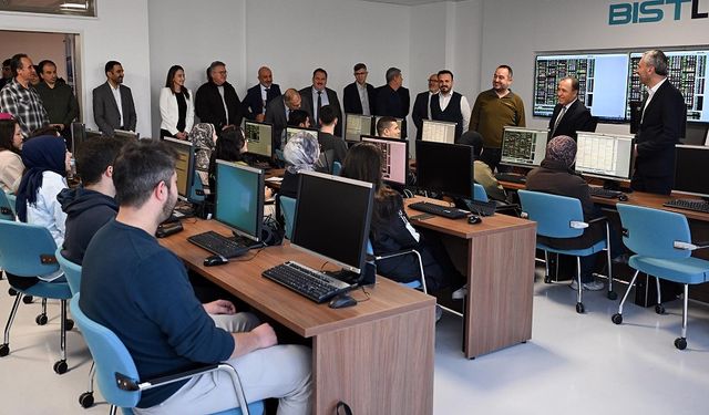 AKÜ'ye yeni bilişim labaratuvarları