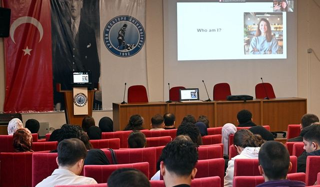 Gökçe Gültekin AKÜ Öğrencilerine Avrupa Kariyerini Anlattı