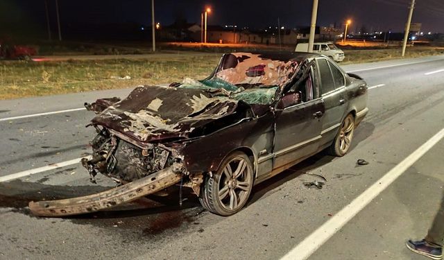 Trafik kazası, sürücü ağır yaralandı