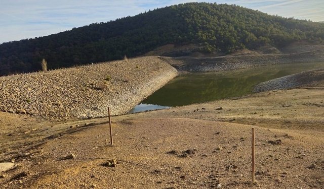 Dazkırı'da baraj ve göletler kontrol edildi