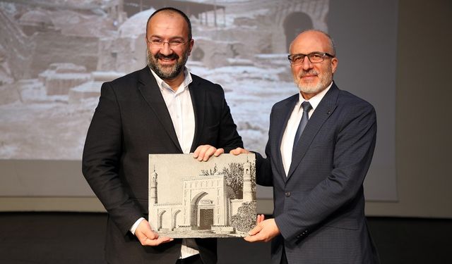 Doğu Türkistan'da Çin zulmü: 10 bin camiyi yok ettiler