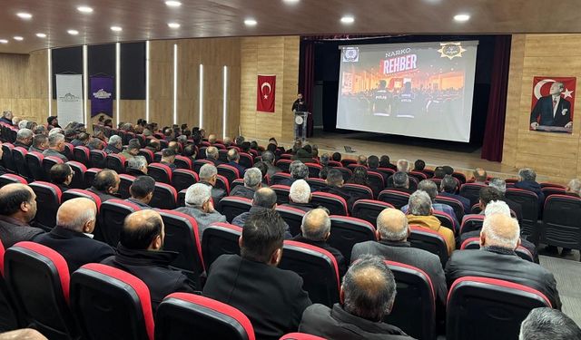 Annelere ve muhtarlara eğitim semineri