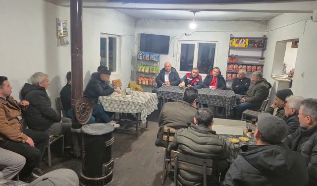 Dinar'da çiftçilere kooperatifçilik eğitimi verildi