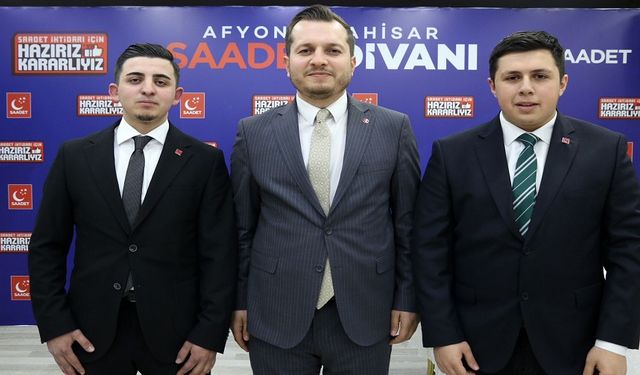 Afyonkarahisar Genç Saadet'te bayrak değişimi