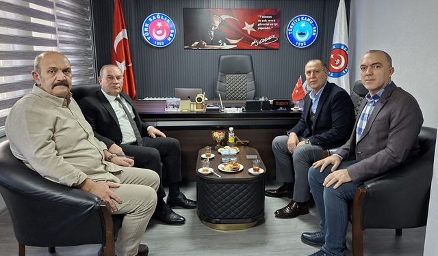 Başhekim Acar'dan Türk Sağlık Sen'e ziyaret