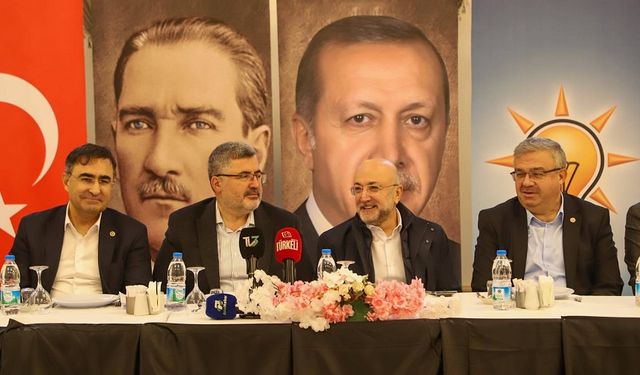 AK Parti'nin Gazeteciler kahvaltısında Afyonkarahisar konuşuldu