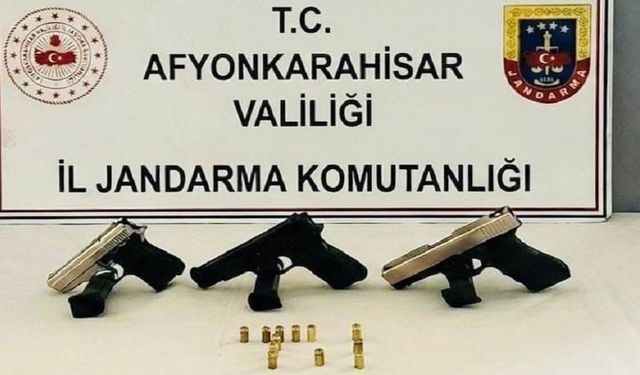 Sinanpaşa'da 3 düğün magandası yakalandı