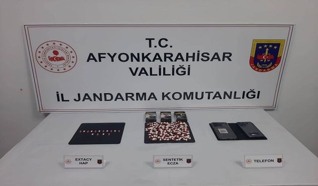 Afyon'da Jandarmadan torbacı operasyonu