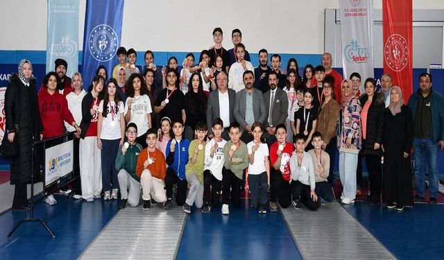 Afyon'da eskrim müsabakaları sona erdi