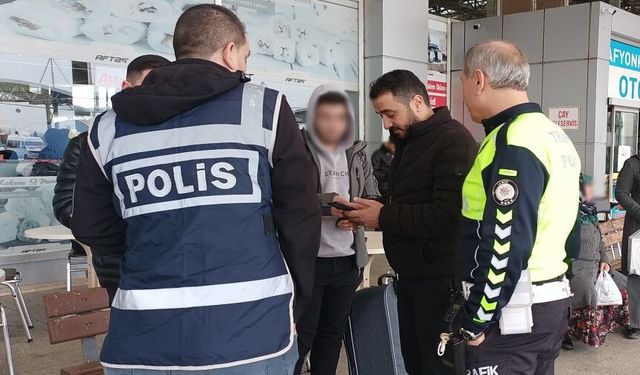 Afyon Polisinden eğitime huzur kalkanı!..
