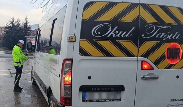 Afyon'da okul servisleri denetleniyor